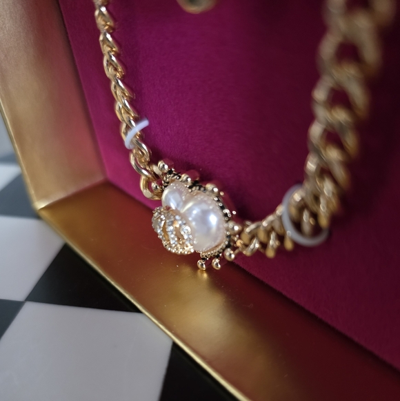 NWT Juicy Couture GT Crown Heart Bracelet - Picture 3 of 4